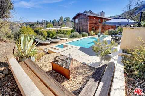 1850 Olivera Dr, Agoura Hills, CA 91301