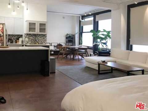 215 W 7th St, Los Angeles, CA 90014