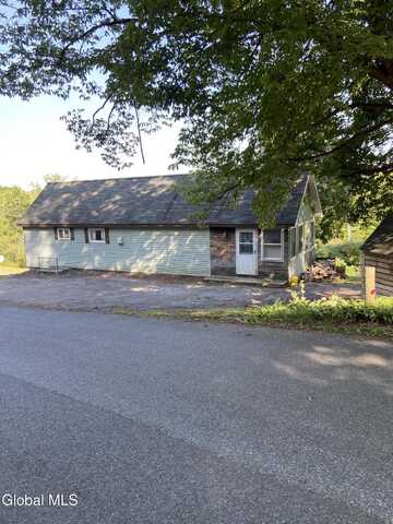 25 Dresden Hill Road, Whitehall, NY 12887