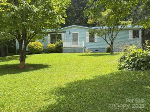 1241 26th Street SW, Hickory, NC 28602