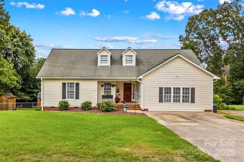 1829 Kenmore Drive, Statesville, NC 28625