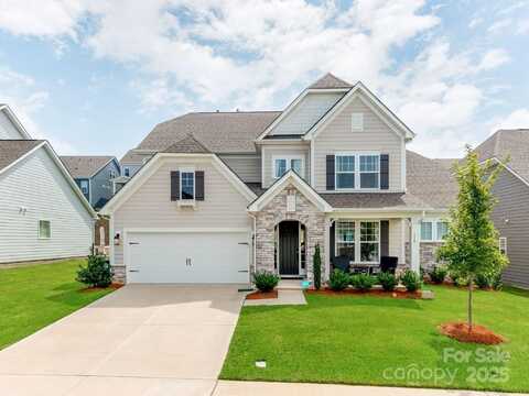 310 W Waterlynn Road, Mooresville, NC 28117