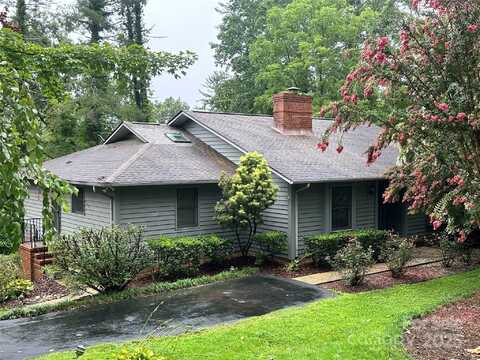 114 Kenwood Drive, Hendersonville, NC 28739