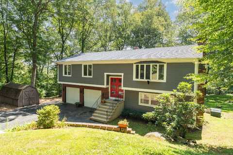 58 Hallsey Lane, Woodbridge, CT 06525