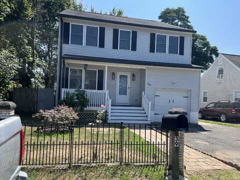 39 Moffitt Street, Bridgeport, CT 06606