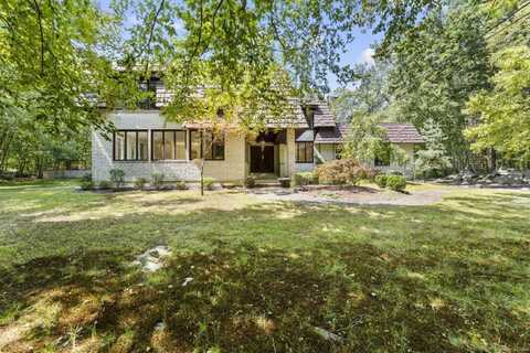 40 Old Quarry Road, Woodbridge, CT 06525