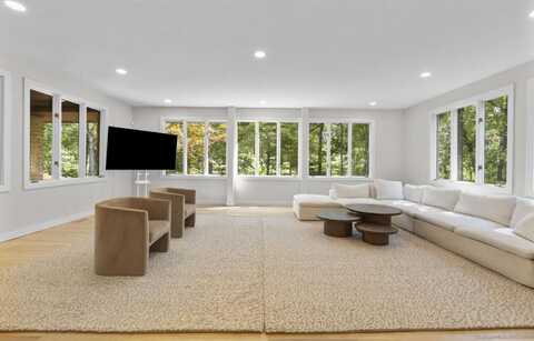 40 Old Quarry Road, Woodbridge, CT 06525