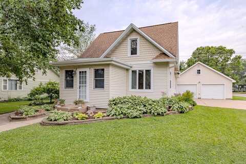 227 N 3RD AVENUE, Edgar, WI 54426