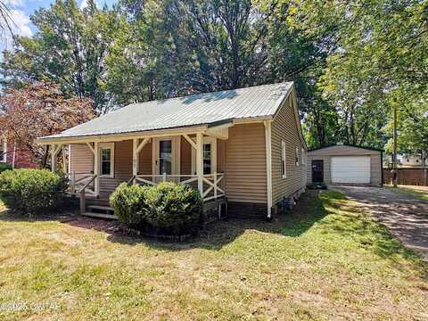 195 Georgia Avenue, McKenzie, TN 38201