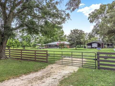 251 130th St, Trenton, FL 32693