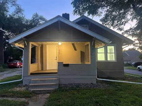 1822 E 14th Street, Des Moines, IA 50316