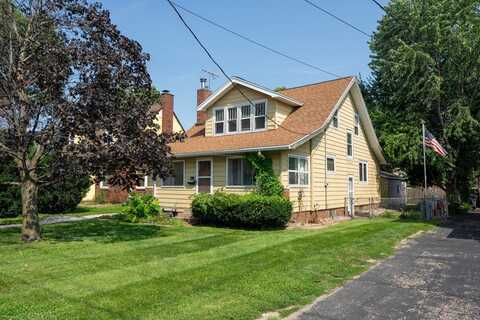 4221 Hickman Road, Des Moines, IA 50310
