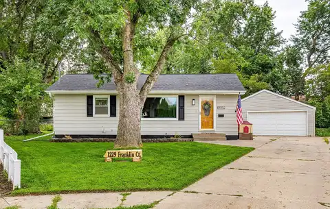 1229 SW Franklin Court, Ankeny, IA 50023