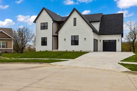 980 Pelican Drive, Polk City, IA 50226