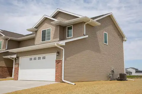 6355 Pawnee, Asbury, IA 52002