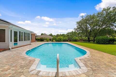 2025 Resort Street, Navarre, FL 32566