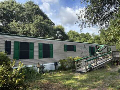 72 W Larkspur Avenue, DeFuniak Springs, FL 32433
