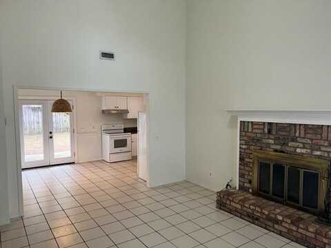 623 Lloyd Street, Fort Walton Beach, FL 32547