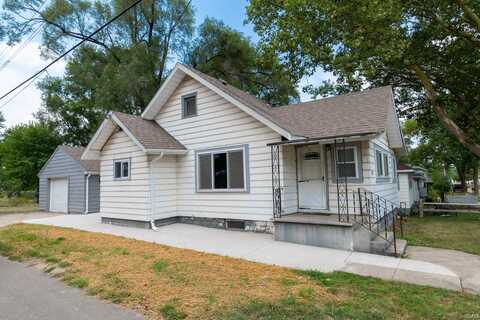 1523 Navajo Street, Elkhart, IN 46516
