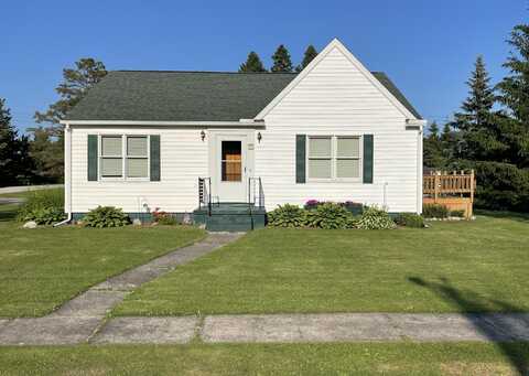 221 Dewey ST, Pickford, MI 49774