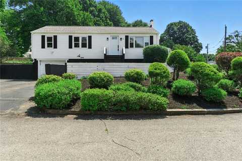 82 Barton Avenue, Warwick, RI 02889