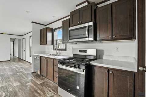 4340 CIRCLEWOOD DR, Rapid City, SD 57703