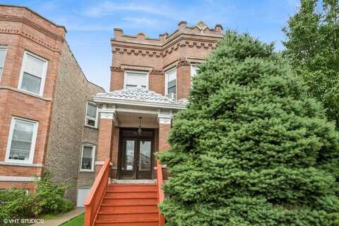 2431 N Central Park Avenue, Chicago, IL 60647