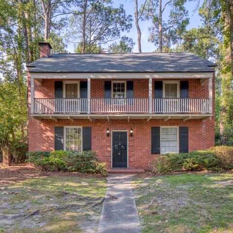 221 E 56th Street, Savannah, GA 31405