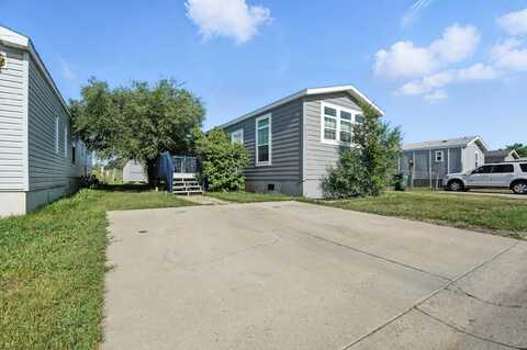 4372 Circlewood Dr, Rapid City, SD 57703
