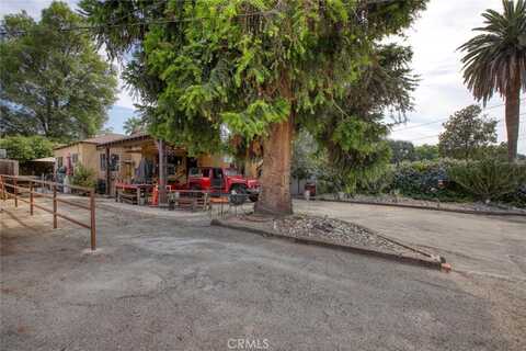 8240 Hillrose Street, Sunland, CA 91040
