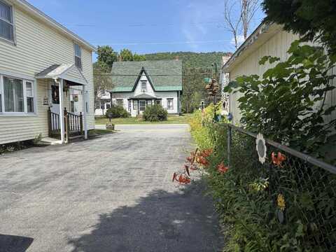 842 Main Street, Cavendish, VT 05153