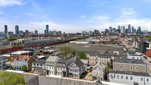 9R-11 Dexter St, Boston, MA 02127