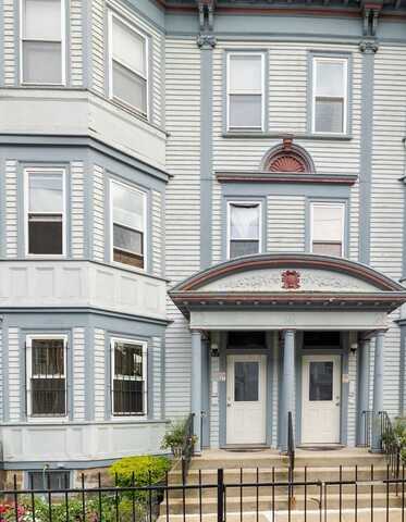 30 Hawthorne St 1, Boston, MA 02119