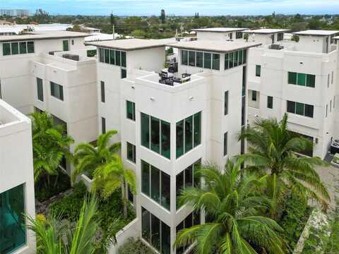 246 Garden Ct 246, Lauderdale By The Sea, FL 33308