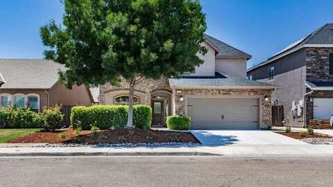 2166 Junipero Avenue, Clovis, CA 93619