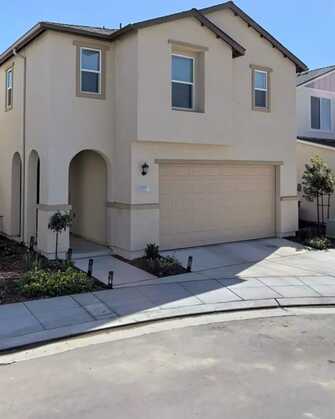 6377 Meritage Drive E, Fresno, CA 93727