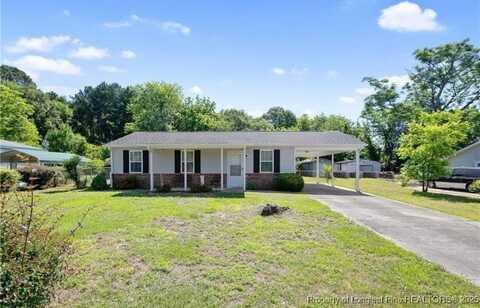 6513 Amanda Circle, Fayetteville, NC 28304