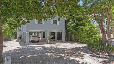139 N Bay Harbor Dr Drive, Key Largo, FL 33037