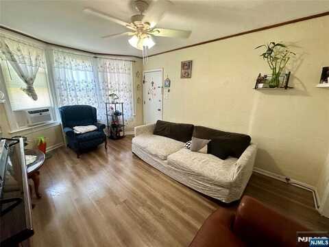 6 Swaine #A, West Orange, NJ 07052