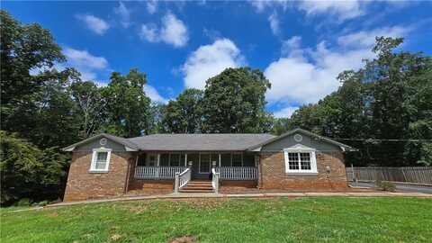 1558 Pine Circle, Lawrenceville, GA 30044