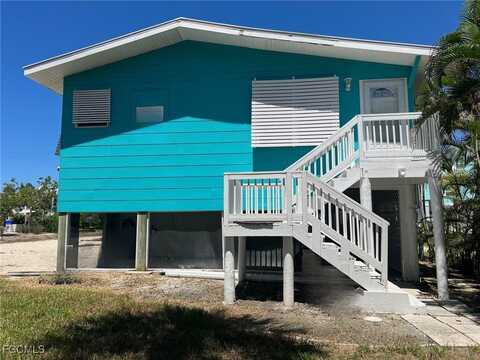 226 Connecticut Street, Fort Myers Beach, FL 33931