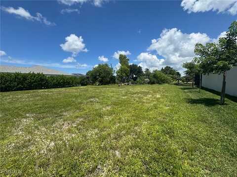 1217 SW 24th Street, Cape Coral, FL 33991
