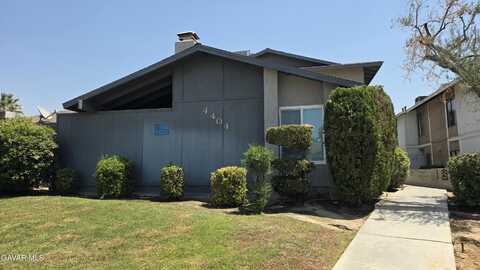 4404 Tierra Verde Street Street, Bakersfield, CA 93301
