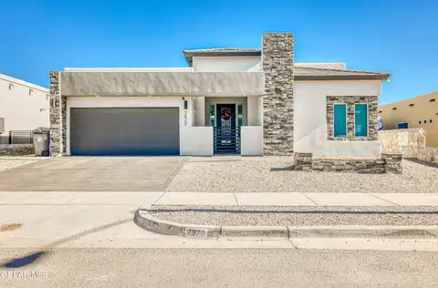 2820 Maria Casas Street, El Paso, TX 79938