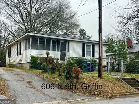 606 N 9th, Griffin, GA 30223
