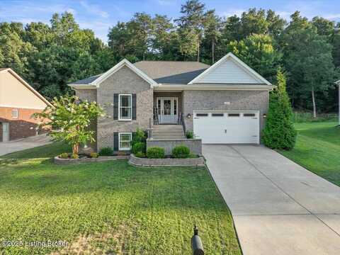 629 Chieftain Dr, Fairdale, KY 40118