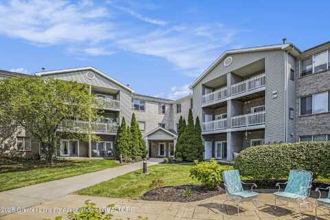 338 W Saginaw Street, East Lansing, MI 48823