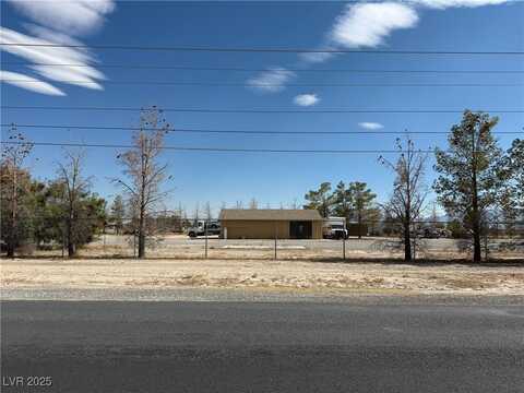621 W Mesquite Avenue, Pahrump, NV 89060