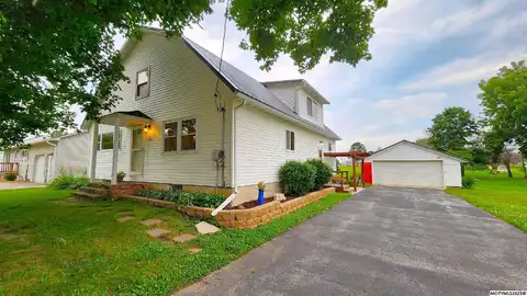 902 S 6th St, OSAGE, IA 50461