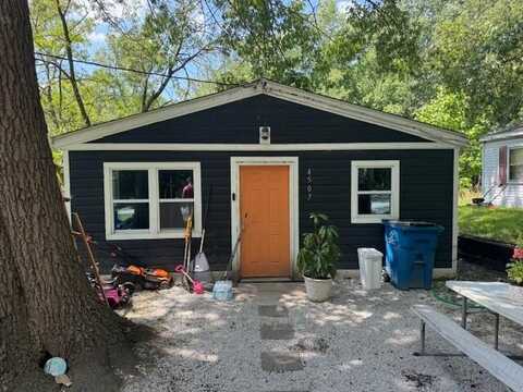 4507 Claussen Lane, Valparaiso, IN 46383